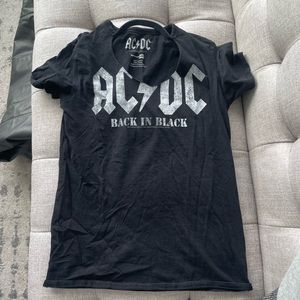 Licensed rock t-shirt AC/DC